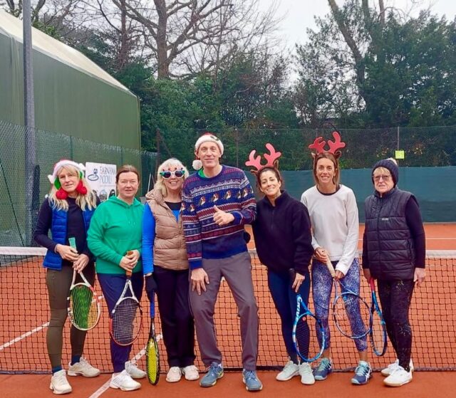 Christmas tennis drills 🎾. Last session before the main event! 🎄

#thebourneclub #racketsclub #tennisdrills #festivefun