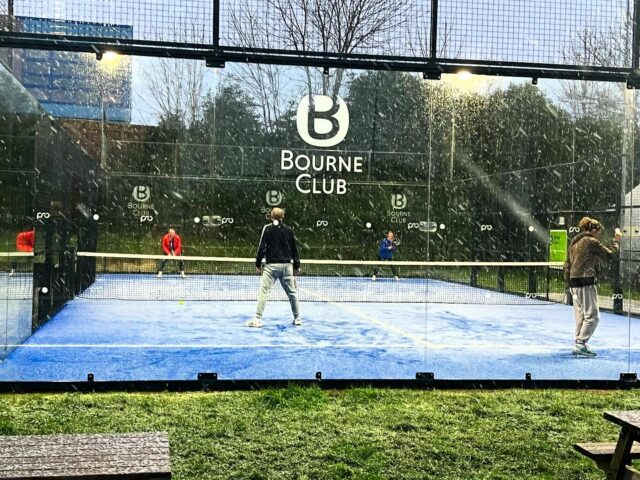 Nothing stops our padel players! Not even snow ❄️ 

#padelplayers #padeladdict #padelcommittment #nothingstopsplay #snowisfalling