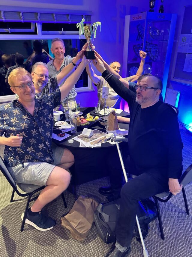 And the Friday Quiz Night champs are…

…Not Brilliant But Willing!! 

Congratulations to our Bourne Brainiacs who brought the knowledge and quiz spirit to take the trophy 🏆.

Thank you to everyone who came along - we’ll see you at the next one! 

#thebourneclub #quiznight #quizzers #brainbox #winners #triviachamps #teamvictory