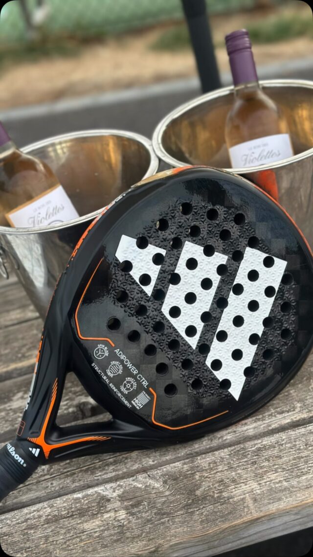 🎾 Friday nights are for padel! 🎾

Finish the week on court with our Ladies Team Mix-In, competitive match play, plenty of fun, and a great social atmosphere. 

Open to all Padel Team players, these sessions take place on the 2nd & 4th Friday of every month and are led by one of our very own experienced members. 

Book Now to be apart of the action! 

#Padel #LadiesPadel #PadelTeam #thebourneclub #farnham