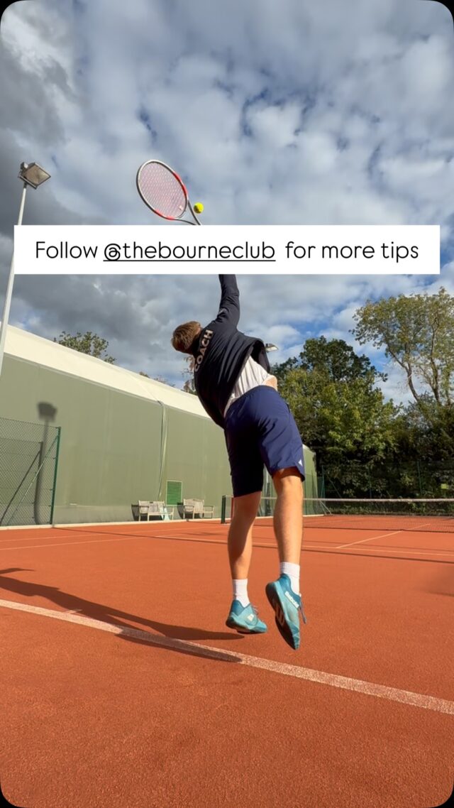 Struggling with your tennis ball toss? 
Get the basics right with these simple tips from our coach 👇

🔸Relax the hand — don’t squeeze the ball! Hold it loosely in your fingertips/palm as if you could simply drop it. Think of the ball being placed into the air, not thrown. 

🔸straight arm, lift — keep your tossing arm extended and smoothly lift it upwards. Avoid bending the elbow or flicking the wrist.

🔸Think “raise the plate” — imagine you’re carrying a plate and smoothly raising it upwards. This helps create a controlled, consistent release.

A consistent toss = more consistent serve.

Follow us for more tips!! 

#tennistips #tenniscoach #tennisserve #surreytennis #tennisdrills